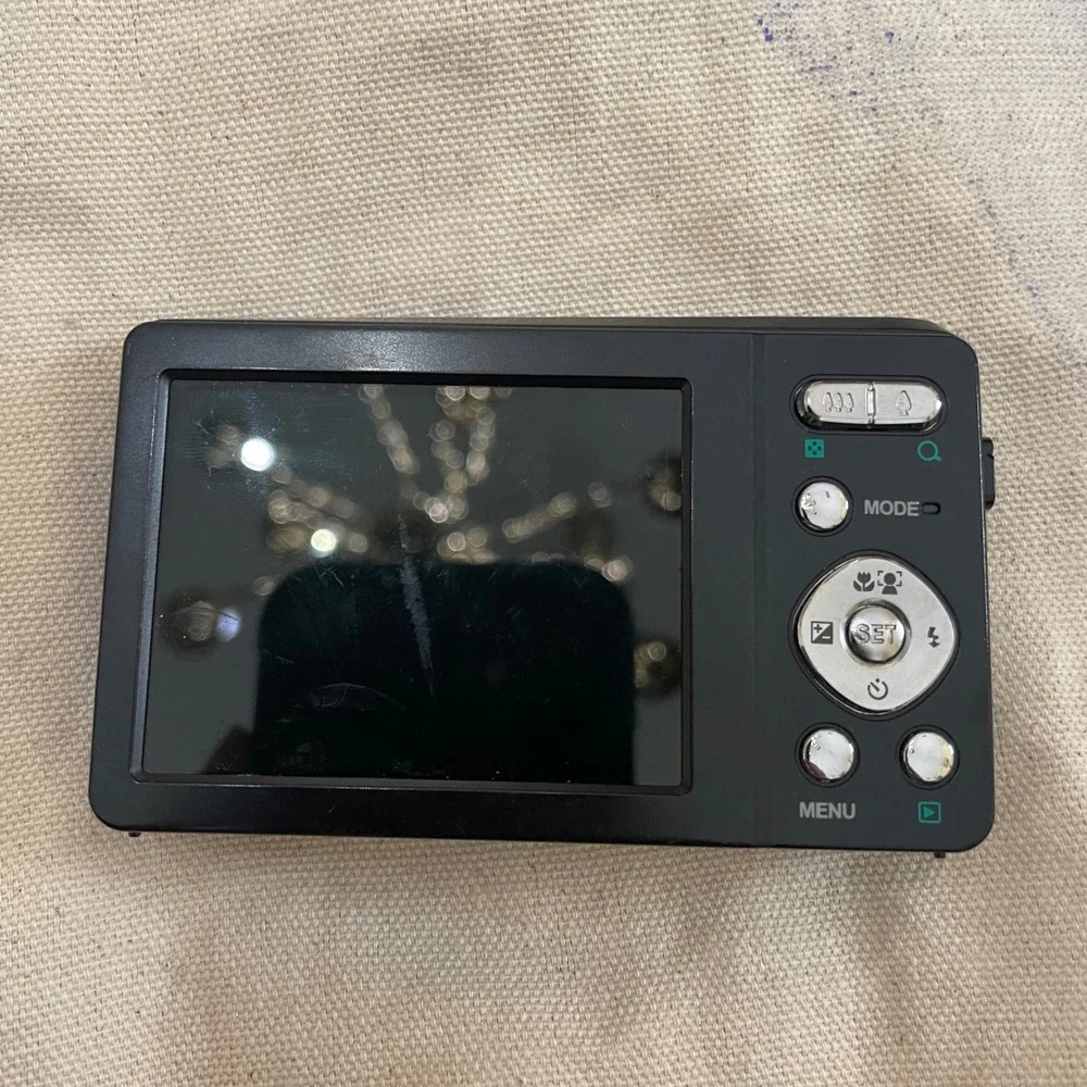 Sanyo VPC-T1495 Blue Digital Camera 14.0MP 5x Optical Zoom 720p HD‎ Digicam